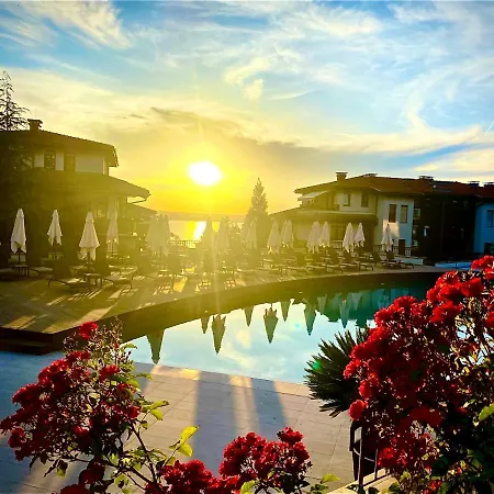 Apartment Summer Breeze Park Apartment, Santa Marina Holiday Village, Sozopol *