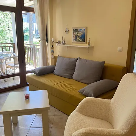 Summer Breeze Park Apartment, Santa Marina Village, Апартамент Созопол
