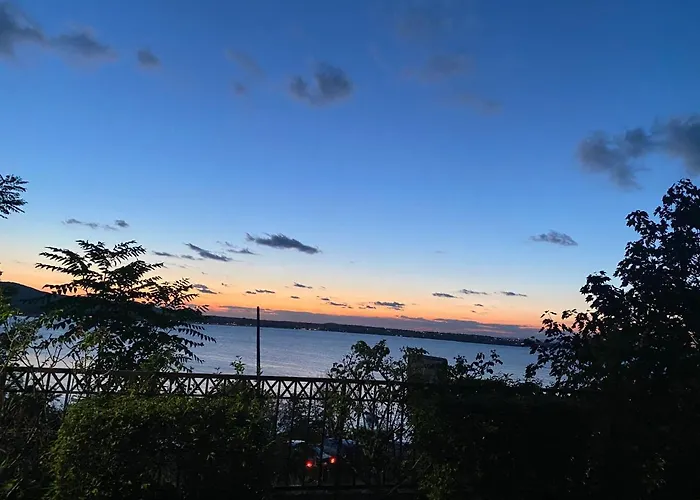 Summer Breeze Park Apartment, Santa Marina Village, Апартамент