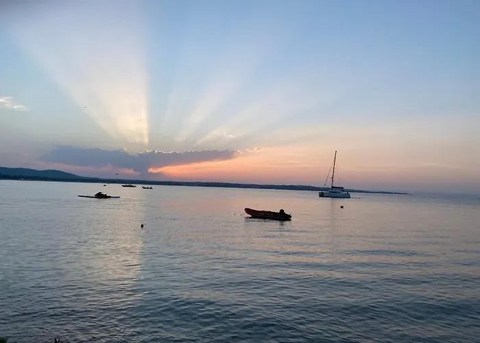 Summer Breeze Park Apartment, Santa Marina Village, Διαμέρισμα *