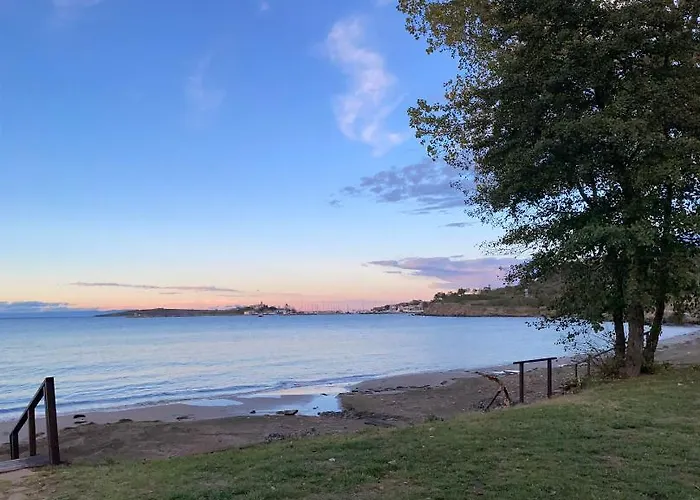 Апартамент Summer Breeze Park Apartment, Santa Marina Village,