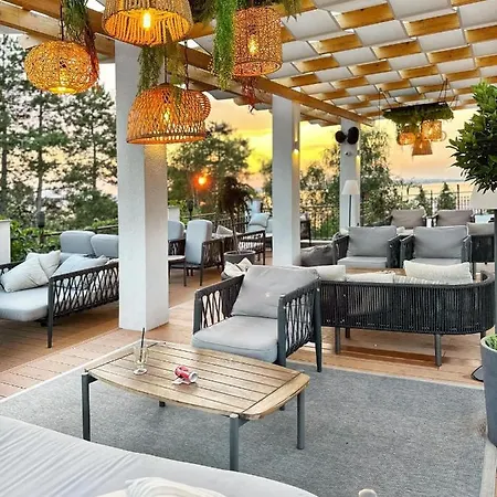 Summer Breeze Park Apartment, Santa Marina Holiday Village, Sozopol * 索佐波尔