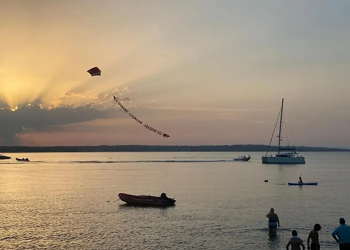 Summer Breeze Park Apartment, Santa Marina Village,